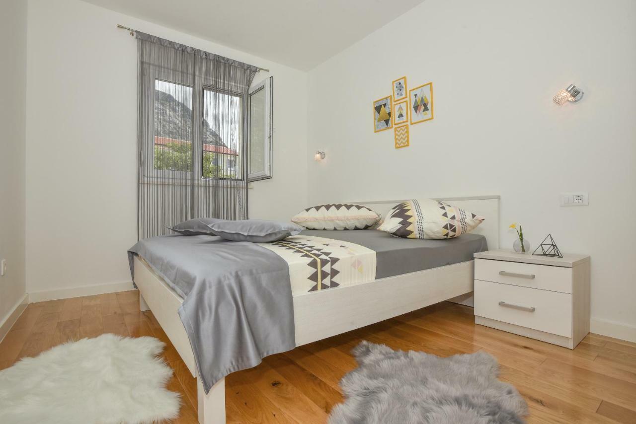 Apartment Daninovica I Makarska Ngoại thất bức ảnh