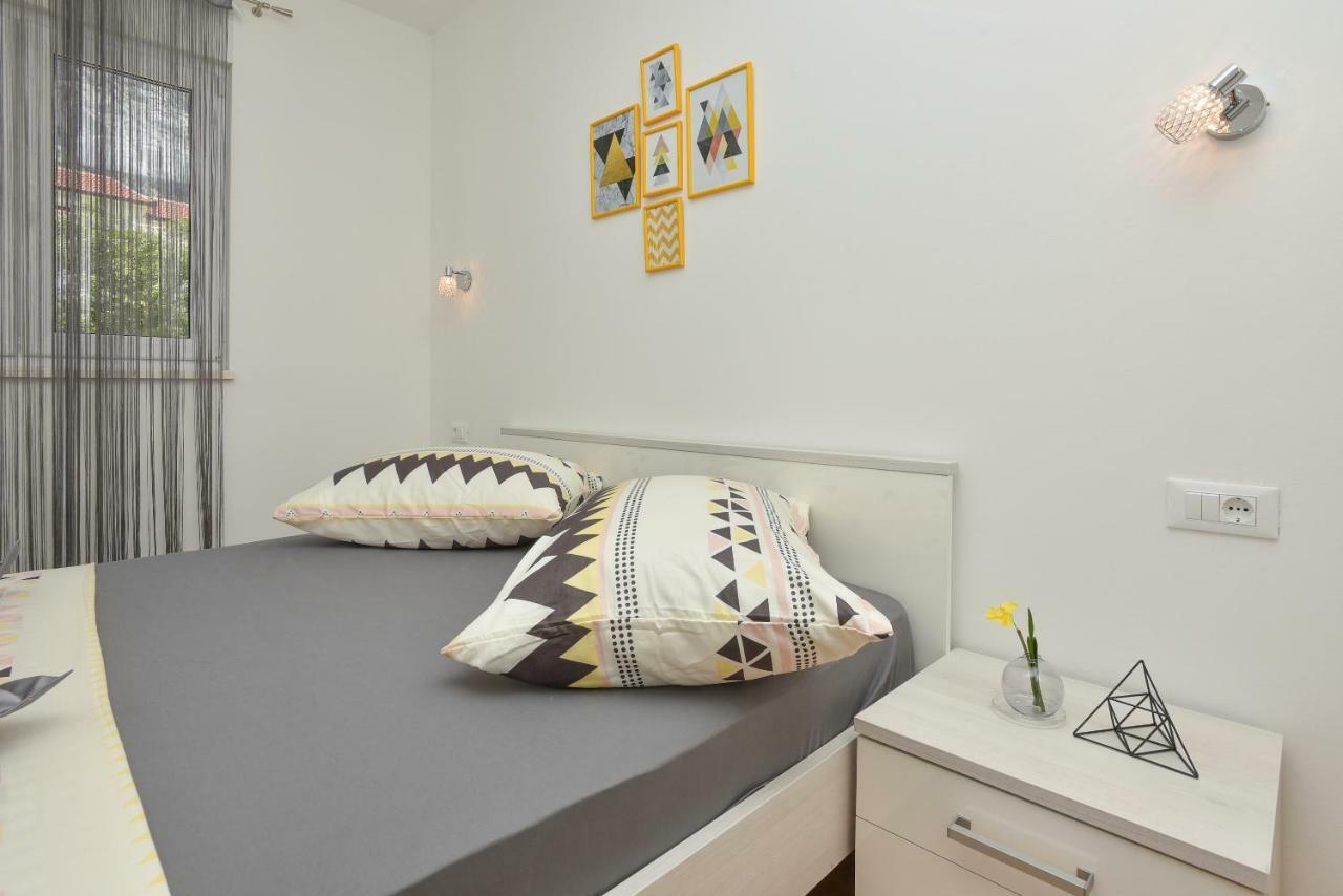 Apartment Daninovica I Makarska Ngoại thất bức ảnh